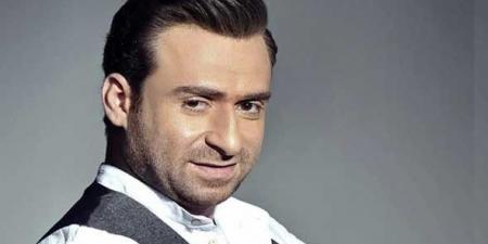 التعليق الأول من نضال الشافعي بعد تشييع جثمان زوجته