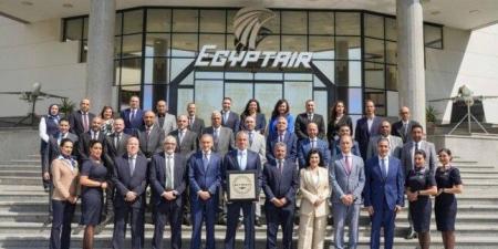 مصر للطيران تحتفل بحصولها على جائزة «أفضل موظفي شركة طيران» في إفريقيا 2025