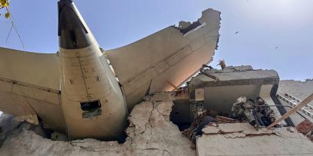 تحليل بيانات الصندوقين الأسودين للطائرة الهندية المنكوبة