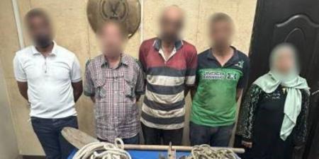 ضبط سيدة و4 أشخاص بالقاهرة لقيامهم بأعمال الحفر والتنقيب عن الآثار