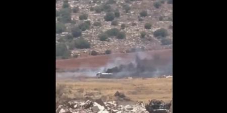 النشرة: قوة من الجيش سحبت شاحنة أحرقتها القوات الإسرائيلية أثناء نقل الردميات في ميس الجبل