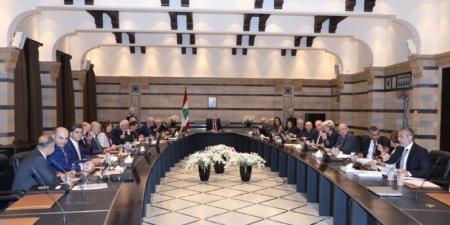 بدء جلسة مجلس الوزراء في السراي الحكومي