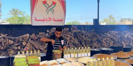 مطبخ الحملة الأردنية يواصل تقديم الطعام في غزة