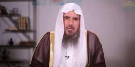 بالفيديو.. شاهد الخثلان يوضح حكم استخدام الكحول في العطور و آثاره علي الطهارة