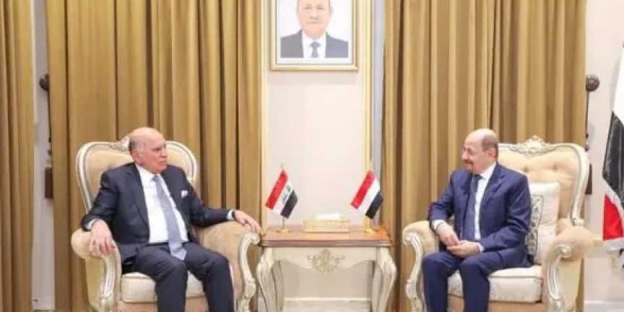 الزنداني و وزير الخارجية العراقي يبحثان تعزيز العلاقات والتحضير لقمة بغداد