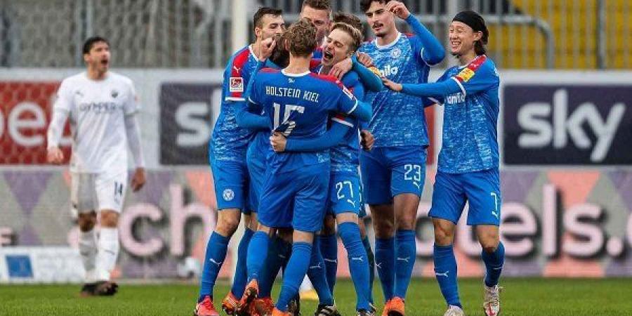 بث مباشر.. مشاهدة مباراة هولشتاين وفرايبورج في الدوري الألماني