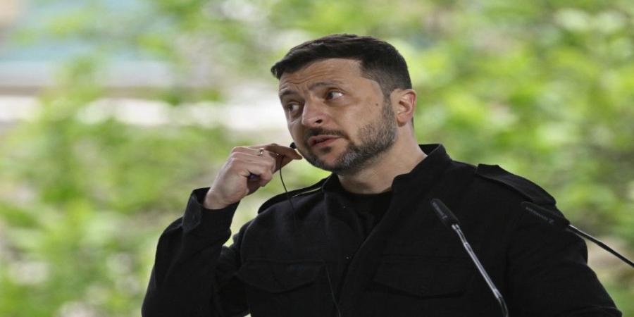 زيلينسكي يحضّ روسيا على القبول بهدنة ويقول إنه سيكون "بانتظار" بوتين في تركيا
