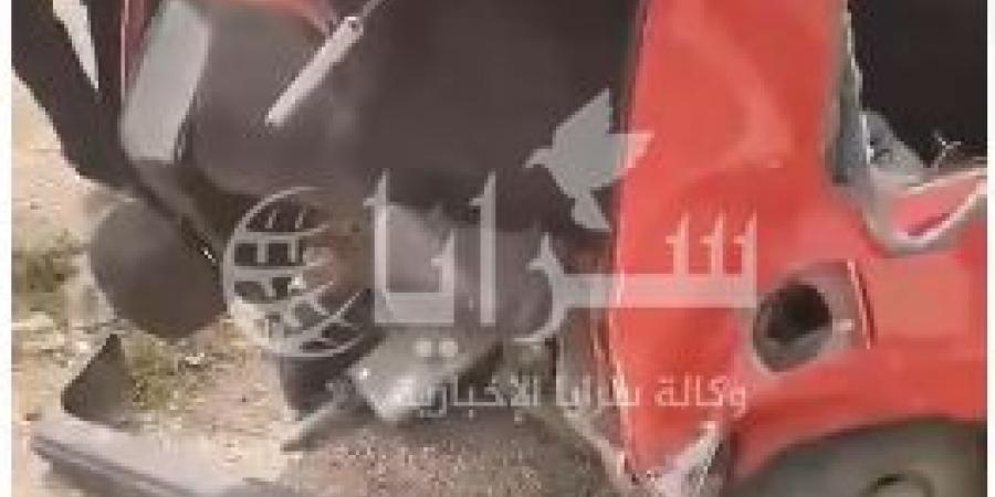 بالفيديو .. (4) إصابات بحادث تصادم على طريق الشونة الشمالية