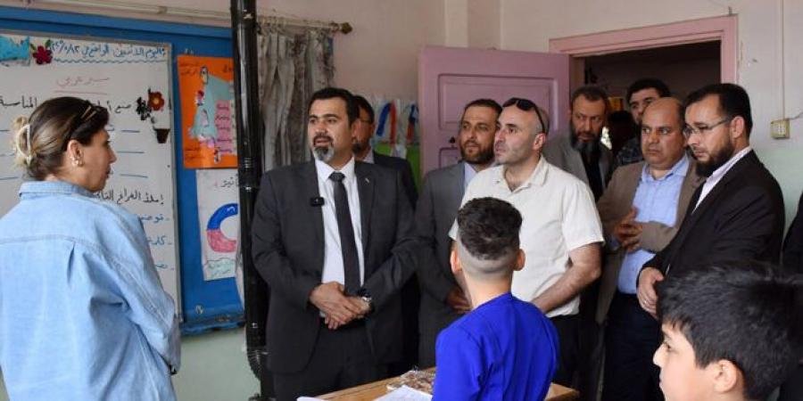 وزير التربية والتعليم يطلع على واقع العملية التعليمية في عدد من مدارس حمص