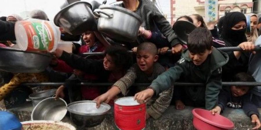 العدو الإسرائيلي يمارس حرب تجويع في قطاع غزة
