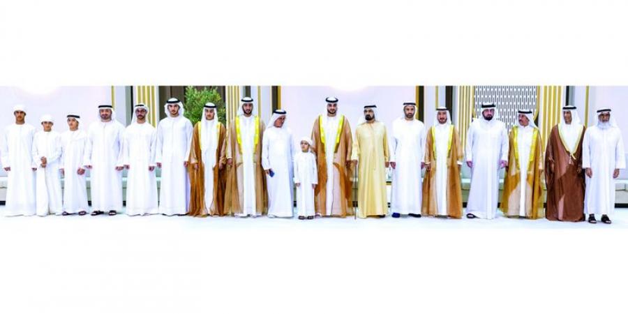 محمد بن راشد يحضر أفراح آل مكتوم