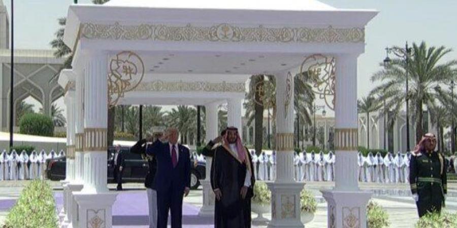 ولي العهد السعودي يستقبل الرئيس الأمريكي في قصر اليمامة بالرياض