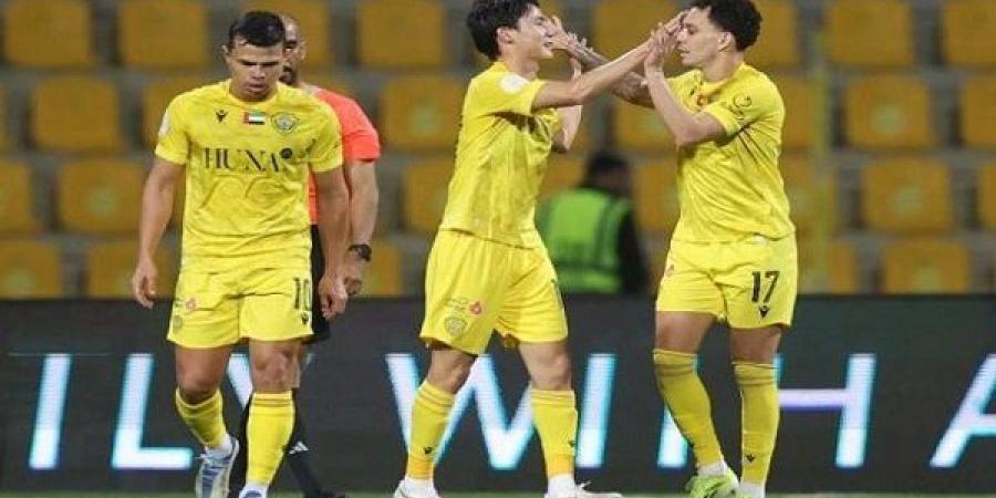 شاهد الأن.. مواجهة قوية بين العروبة والوصل في الدوري الاماراتي