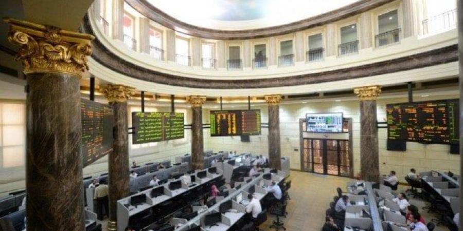 تراجع مؤشرات البورصة خلال منتصف جلسات التعامل بـ 2.1 مليار جنيه