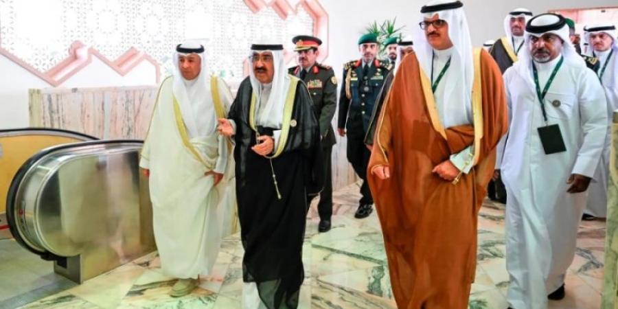 أمير دولة الكويت يغادر الرياض
