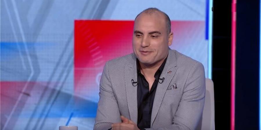 نجم الزمالك السابق يهاجم سياسة الأهلي لهذا السبب
