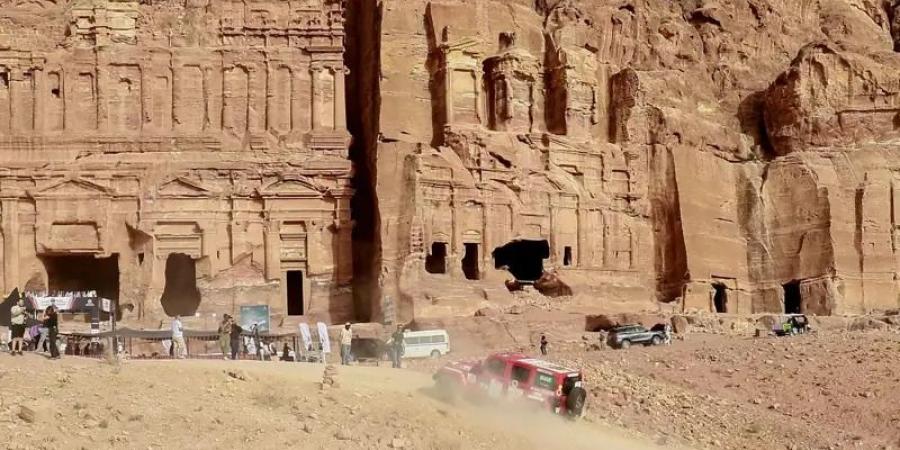 2.125 مليون زائرا للأردن في 4 أشهر