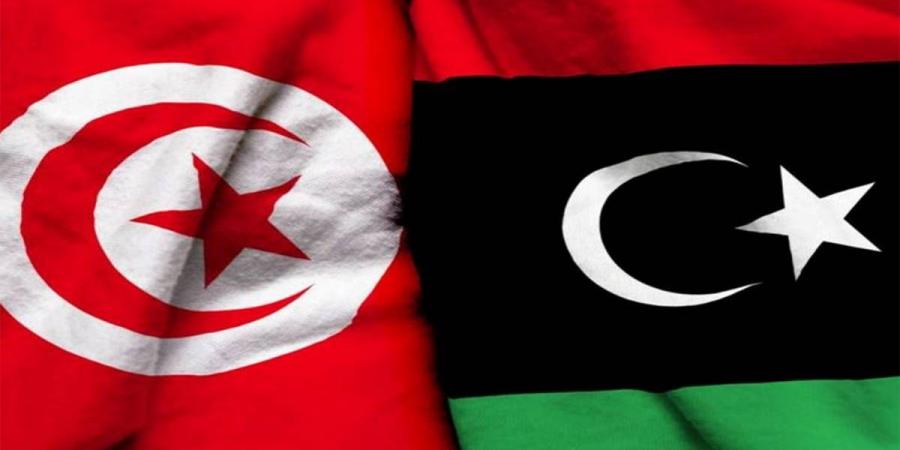 سفارة تونس بطرابلس تدعو التونسيين إلى الابتعاد عن مناطق الاشتباكات