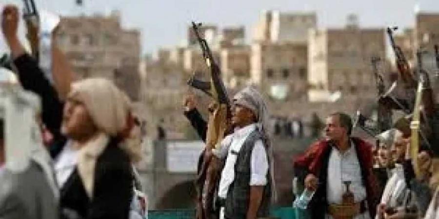 اشتباكات دامية داخل إدارة أمن سفيان.. إصابة قيادي حوثي بارز ومصرع مرافقيه