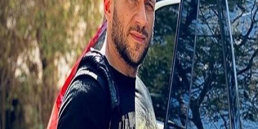 الموت يفجع الفنان أحمد مكي