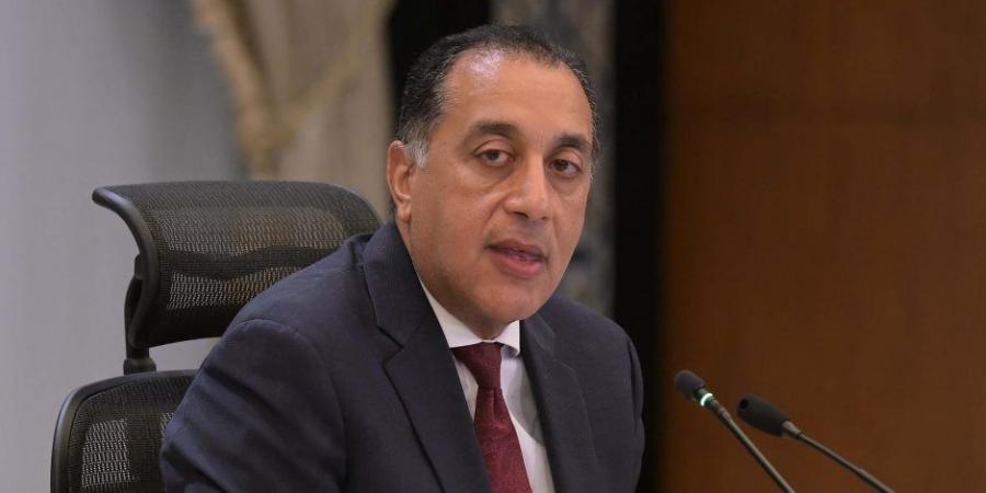 غدا.. رئيس الوزراء يتفقد التشغيل التجريبى للمرحلة الأولى من الأتوبيس الترددى