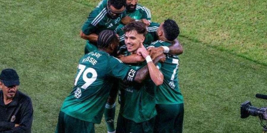 أهلي جدة يجتاز الخلود برباعية في شوط واحد بدوري روشن