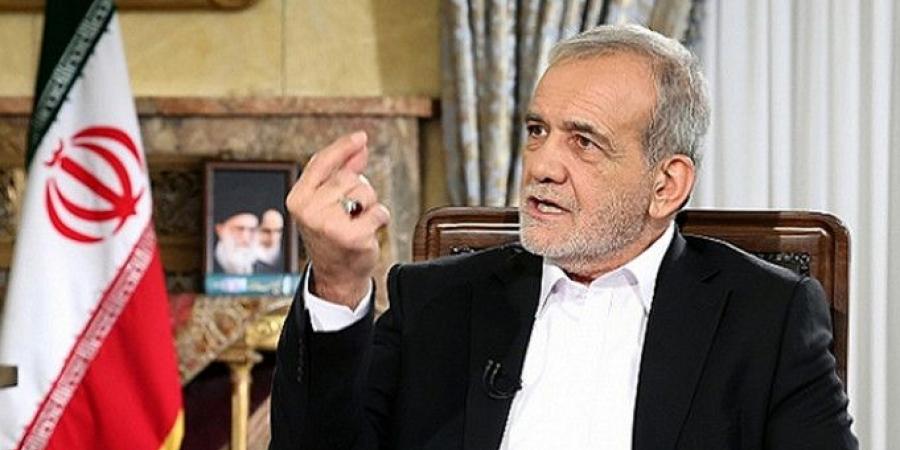 الرئيس الايراني: تصريحات ترامب بشأن إيران متناقضة ولا أحد يصدقها وايران تواصل التفاوض ولا تهاب أي تهديدات