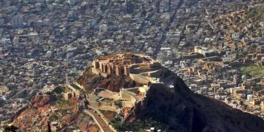 احباط محاولة تهريب قطع أثرية والهيئة العامة للآثار تؤكد: القطع تعود لمتحف تعز الوطني
