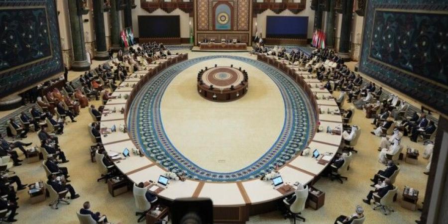 البيان الختامي للقمة العربية: دعم لبنان في مواجهة التحديات والحفاظ على أمنه واستقراره