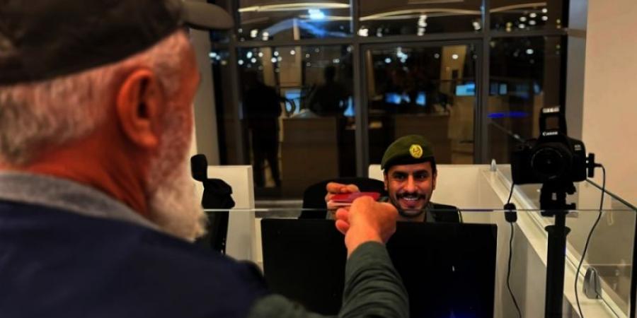 جوازات منفذ البطحاء تستقبل أولى رحلات ضيوف الرحمن