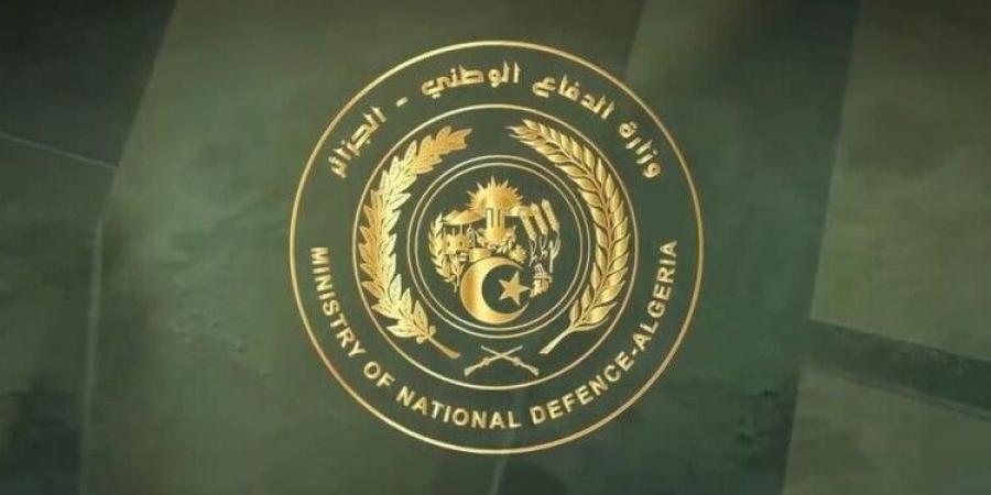 الدفاع الجزائرية: الجيش قضى على "إرهابيَين" وصادر أسلحة وذخيرة بعملية شرق البلاد