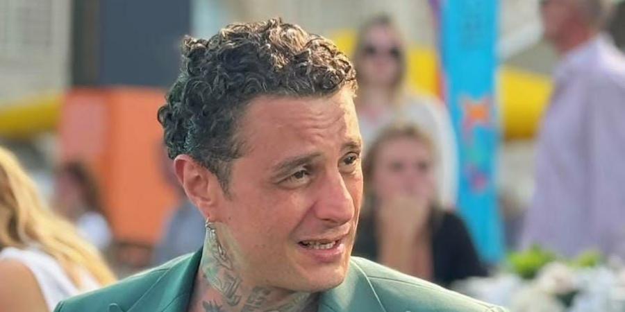 "العودة الى التصوير"..  أحمد الفيشاوى يشوق جمهوره بعمل جديد