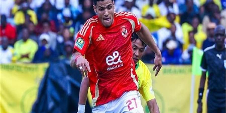 شوبير: الأهلي في الأمتار الأخيرة مع زد لإنهاء صفقة العش