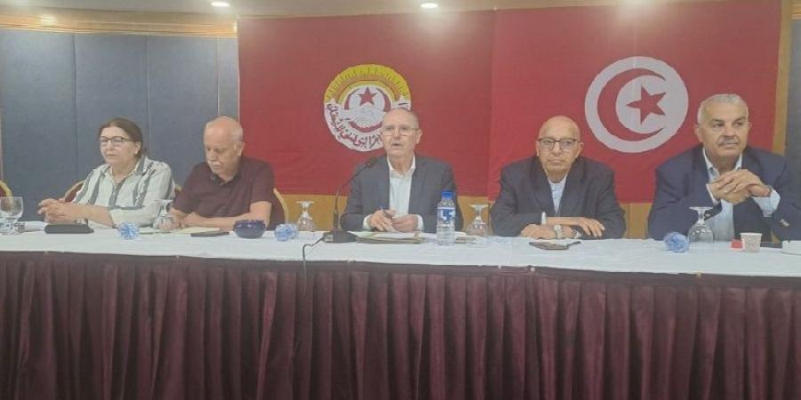 الطبوبي.. المرحلة تتطلب وحدة نقابية صماء
