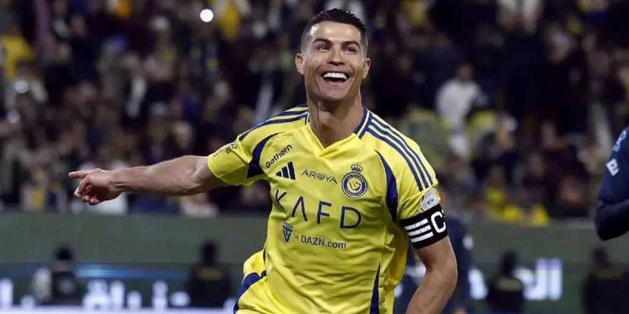 كريستيانو رونالدو يقود هجوم النصر ضد الخليج في دوري روشن السعودي