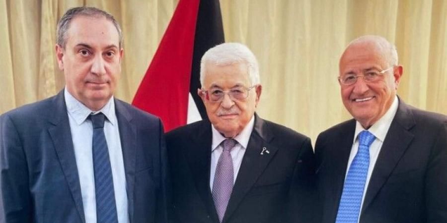 عباس استقبل العريضي ممثلًا جنبلاط: الأولوية الآن هي لوقف إطلاق النار في غزة