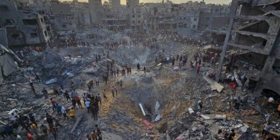 أكثر من 20 شهيدًا وعشرات الجرحى في قصف إسرائيلي عنيف على قطاع غزة منذ فجر اليوم