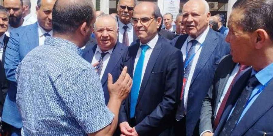صفاقس... وزير التجهيز لدى افتتاحه للصالون المتوسطي للبناء «ميديبات»... ارتفاع نسق انجاز المشاريع المعطّلة ..وأخرى جديدة في الطريق