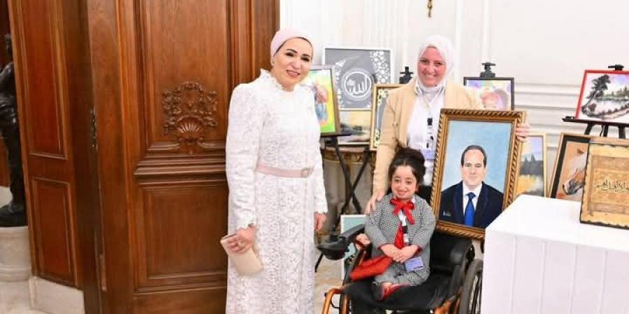محافظ الغربية يشيد بالطالبة حبيبة ويؤكد: فخورون بنموذجها المُلهِم