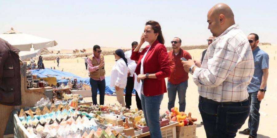 نائب محافظ الجيزة تتفقد التشغيل التجريبي لمنظومة التطوير بالمنطقة الأثرية لأهرامات الجيزة