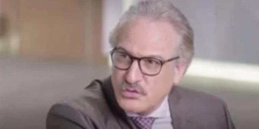 منذ قليل .. المخرج عمر زهران يغادر قسم الدقى بعد إنهاء إجراءات الإفراج عنه