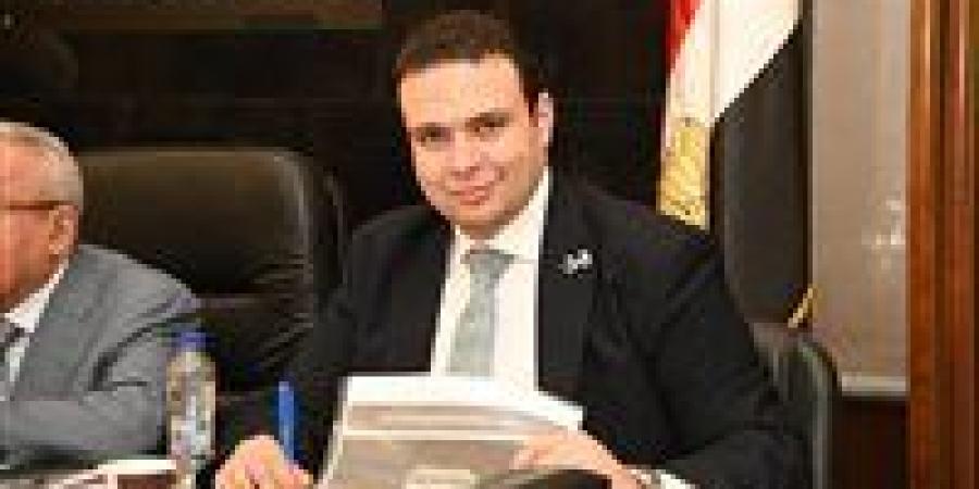 عبدالمنعم إمام : إصرار أحزاب الأغلبية على القائمة المطلقة بمثابة تجميد للحياة السياسية