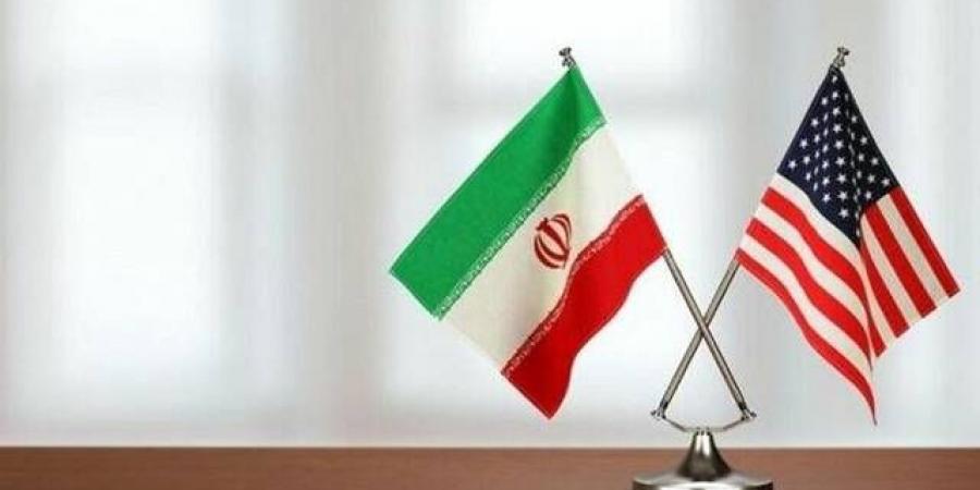 أمريكا وإيران تجريان محادثات نووية وسط تضارب الخطوط الحمراء