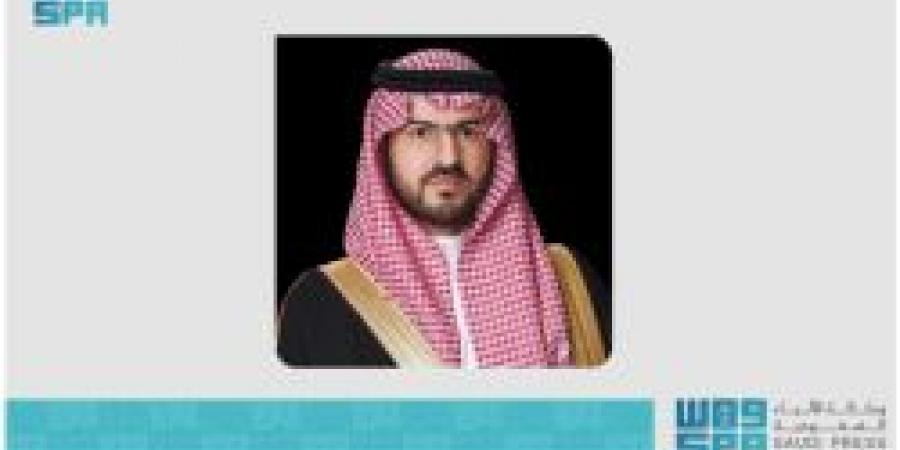 نائب أمير الشرقية يرعى حفل تخريج أكثر من 600 كادر صحي من تجمع الشرقية الصحي
