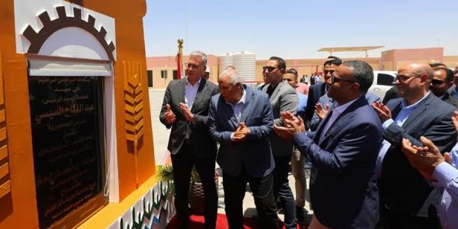 وزير البترول يفتتح محطة الغاز الرئيسية التابعة لشركة طاقة غاز  