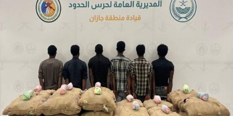 القبض على (6) مخالفين لتهريبهم (200) كجم من القات بـالدائر