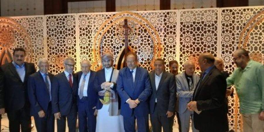 الرئيس اليمني علي ناصر محمد يشارك في حفل زفاف الشاب سامي صائب سلام