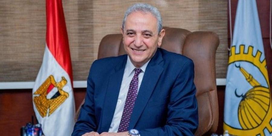 محافظ الغربية يتابع رصف كورنيش المحلة الجديد الغربية