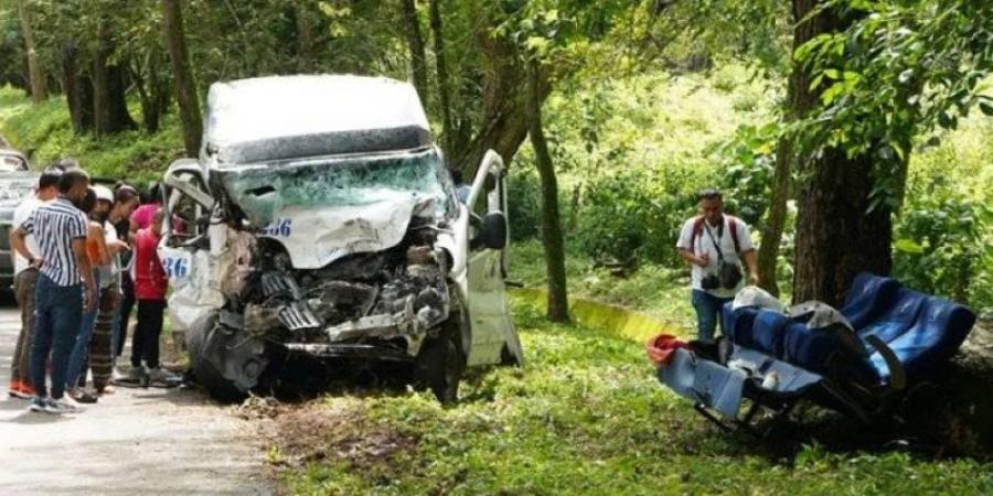 مصرع 9 أشخاص في حادث حافلة تقل طلابا جامعيين غرب كولومبيا