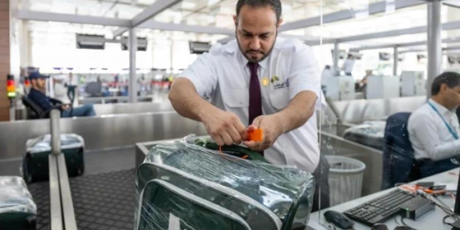 خدمة فرز وترميز الأمتعة في مبادرة طريق مكة .. من مطار إسلام آباد الدولي إلى مقر إقامة المستفيد بالمملكة